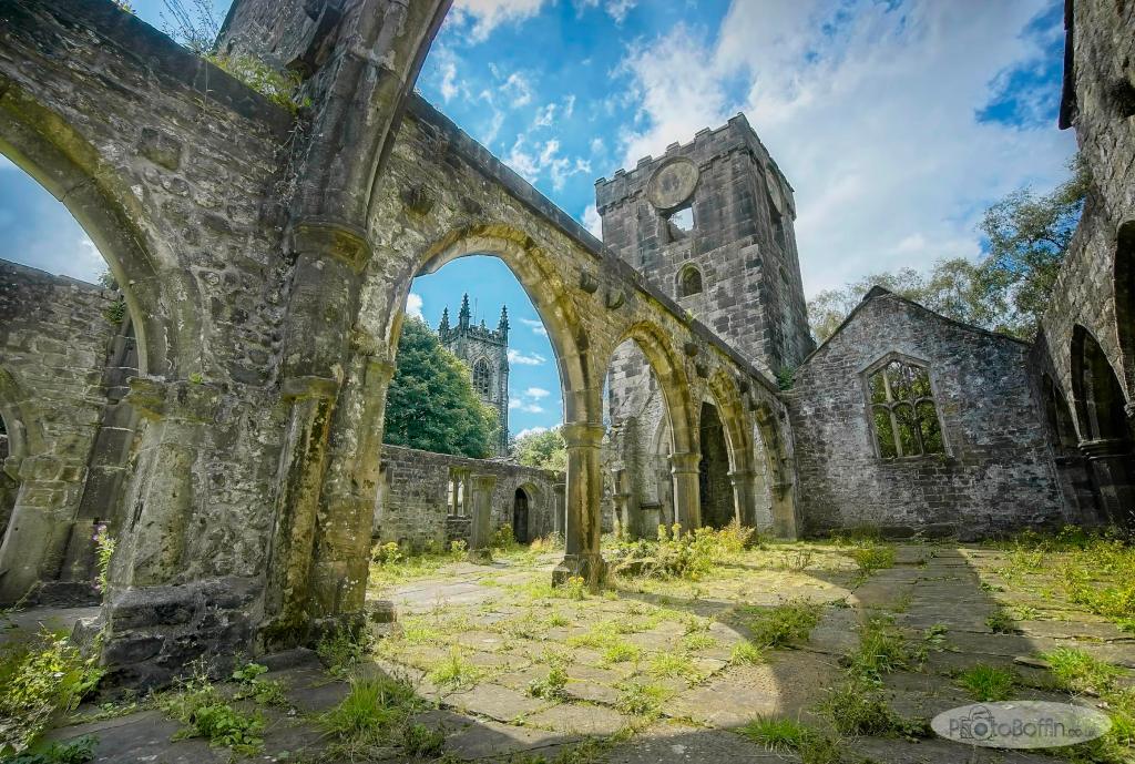 St Thomas’s, Old and&nbsp;New